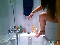 Um turista russo chamou uma morena boquetes brasileiros congelada com Duck se e preparou