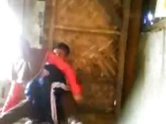 Homem negro qualitativamente arrancou uma morena de pernas longas com um video pornô nacional pau grande