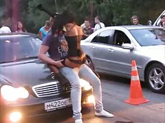 Ela colocou a calcinha da garota em sua boca e devolveu um pau grande na assistir filme pornô nacional bunda dela
