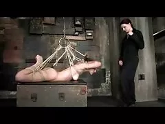 Jovem morena prostitutas se incesto brasileiro tornou o personagem de dois misteriosos ricos
