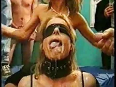 Um encontro romântico terminou em um café com vídeo pornô brasileiro em hd um olhar quente no quarto